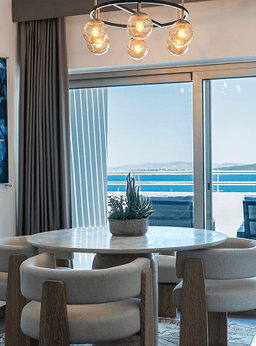 Golden Suite 2